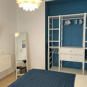 https://sunny-apartment-in-the-heart-of-santa-cruz.adeje-hotels.com